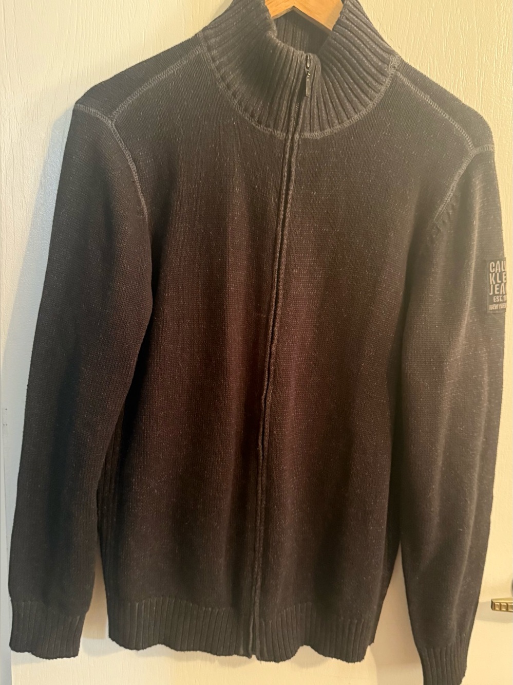 Calvin Klein Jeans Men’s Black Full-Zip Ribbed Collar Sweater